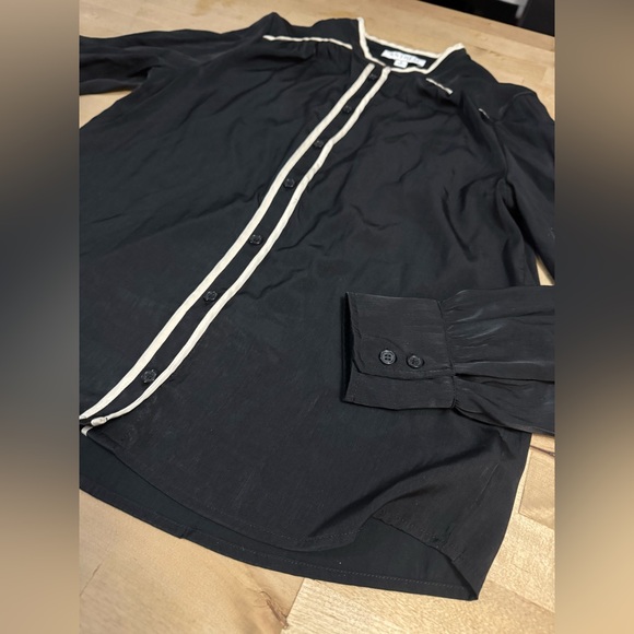 Anthem The Label Black Blouse with White Trim - Picture 2 of 7